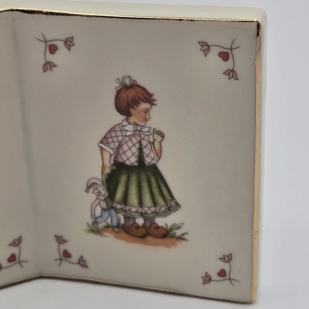 Vintage 1993 Schmid Playtime Dutch Hummel Girl Ceramic Picture Frame